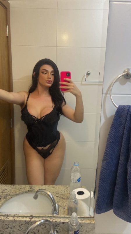 Pamela Negretti 67