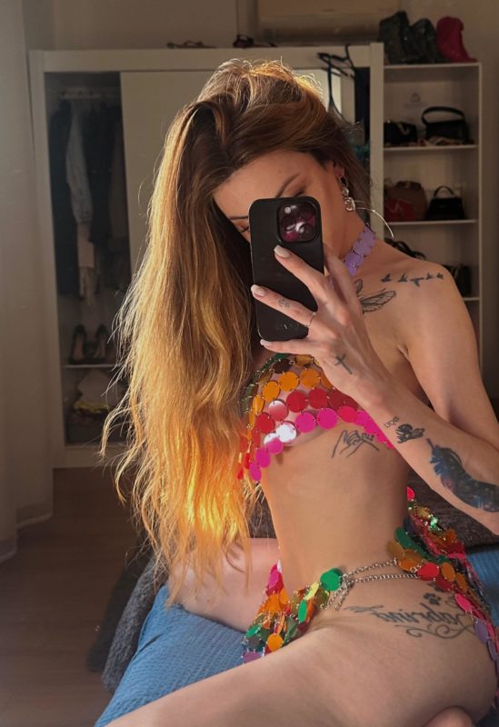 Sarah Vallini 12