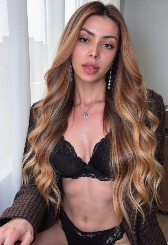 Sarah Vallini 123