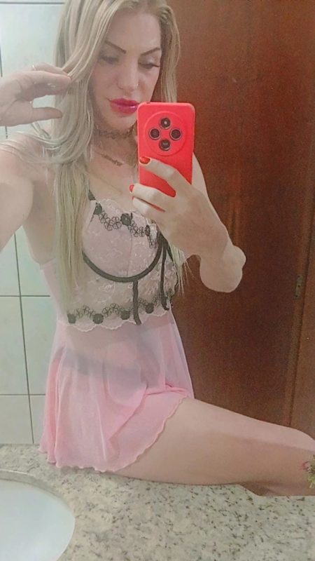 Nicole Loira 26