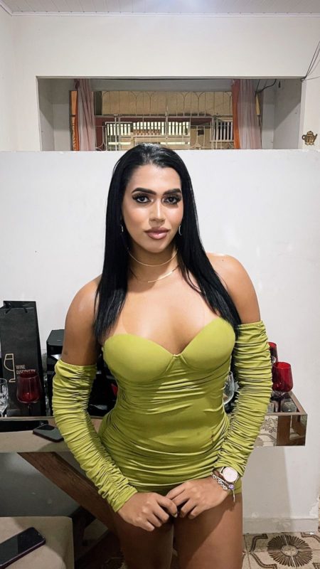 Laura Sophia 6