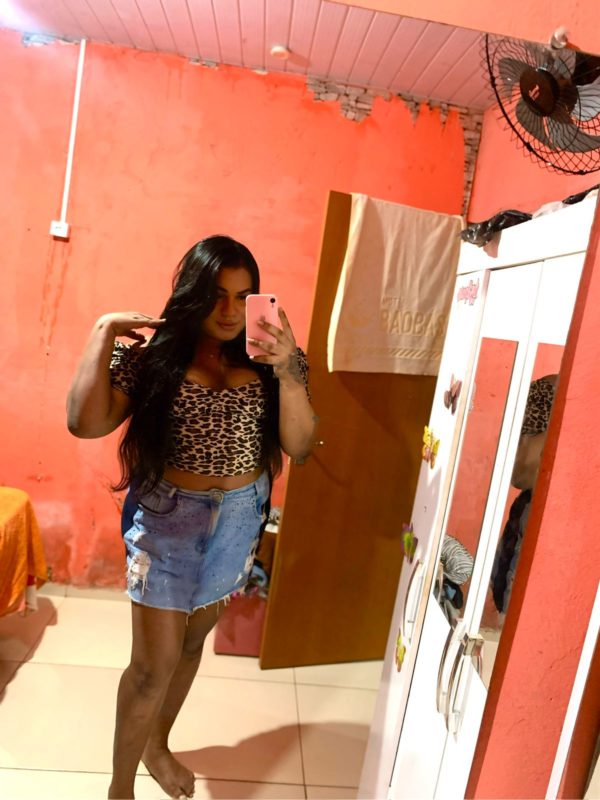 Lyz Stefani 3
