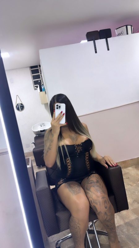 Gabrielly Assis 18