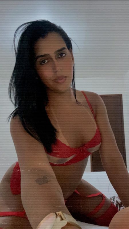 Laura Sophia 12