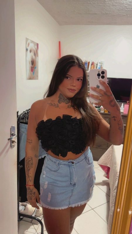 Victoria Maldonado 43