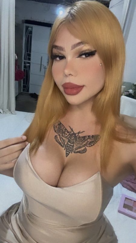 Sabrina Sammy 14