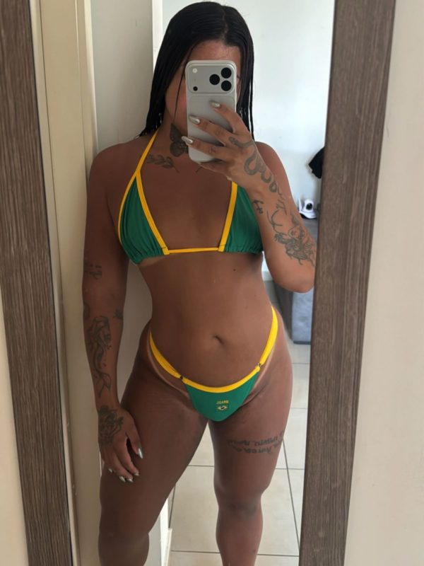 Victoria Maldonado 23