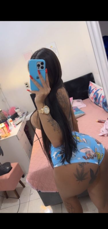 Gabrielly Assis 4