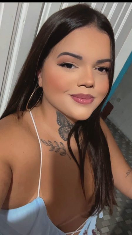 Victoria Maldonado 22