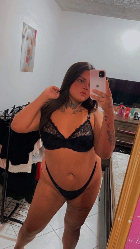 Victoria Maldonado 16