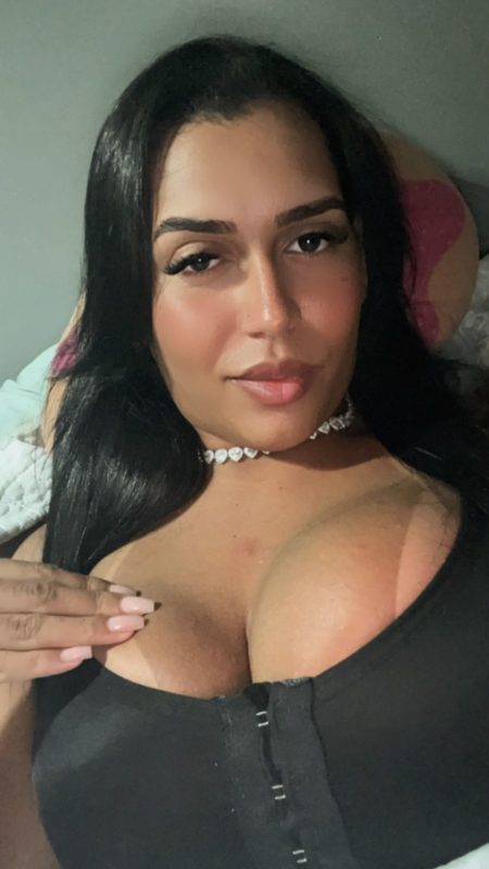 Laura Sophia 20