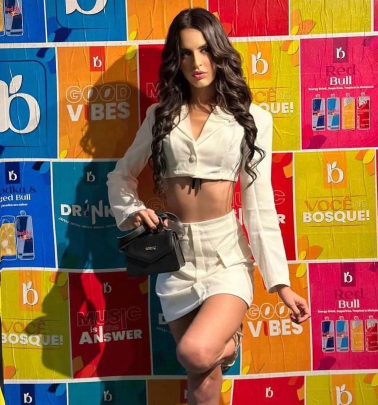 Manuella Gavas 11