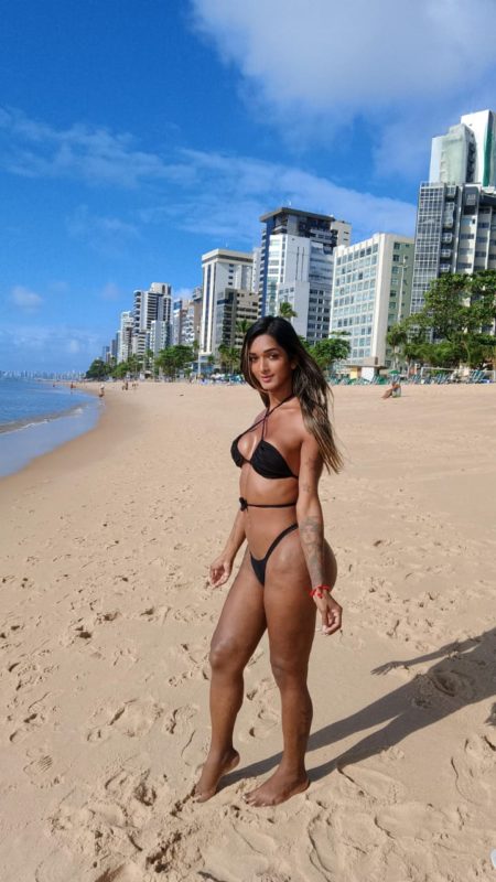 Jessica Lopes 10