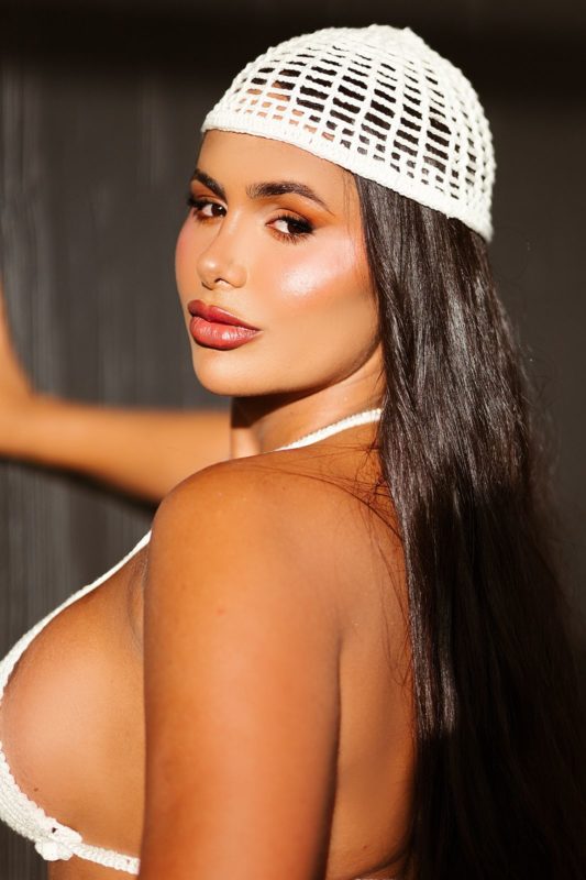 Lanay de Castro 82