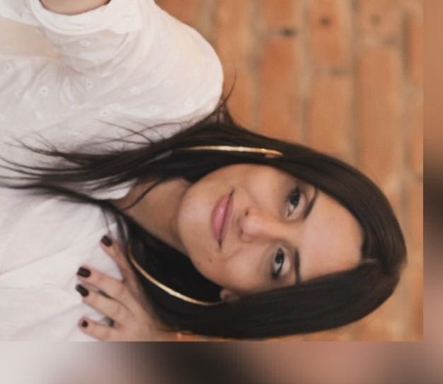 Andressa Vieira 25