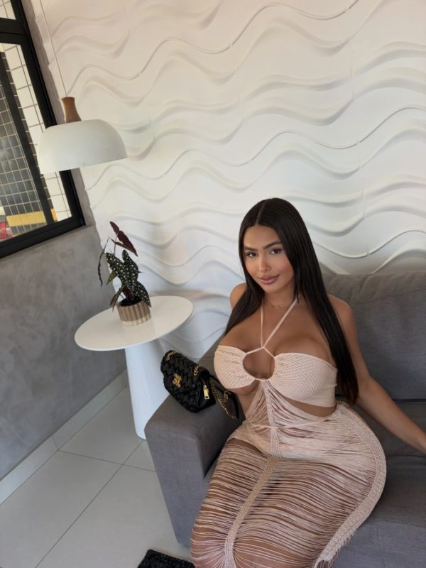 Lanay de Castro 4