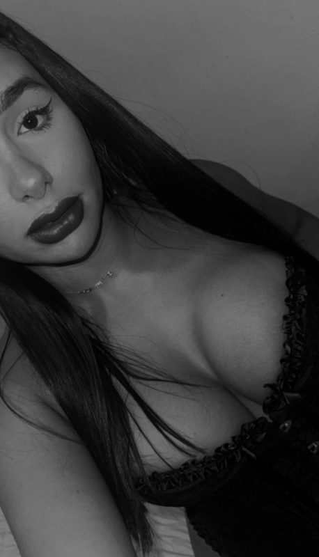 Lanay de Castro 27