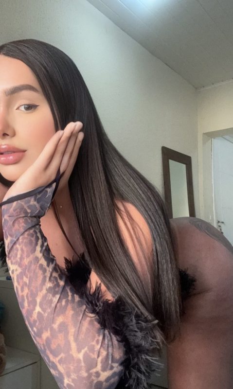 Lanay de Castro 17