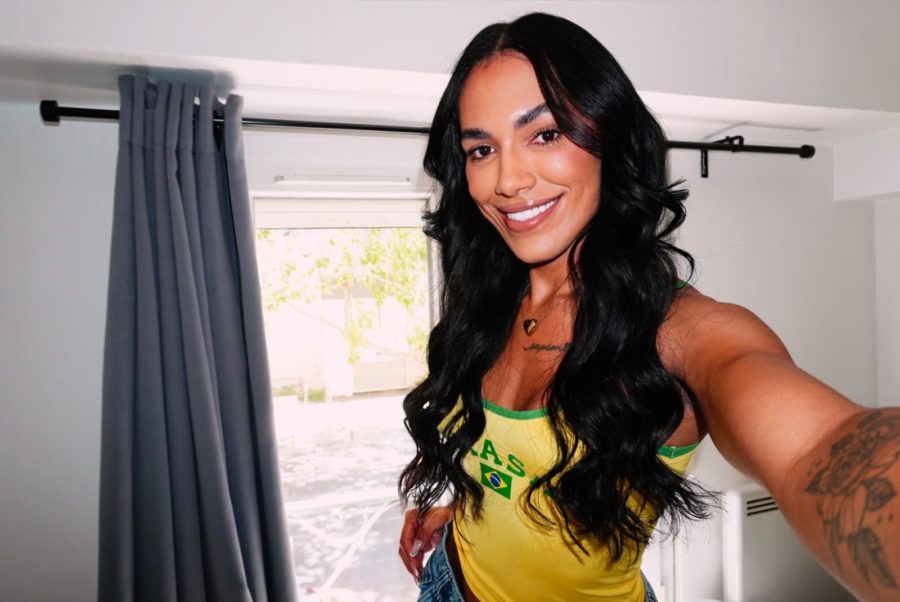 Rebeca Lins 19