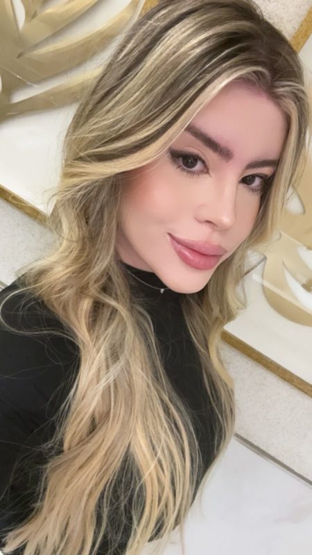 Margot Mellanie 15