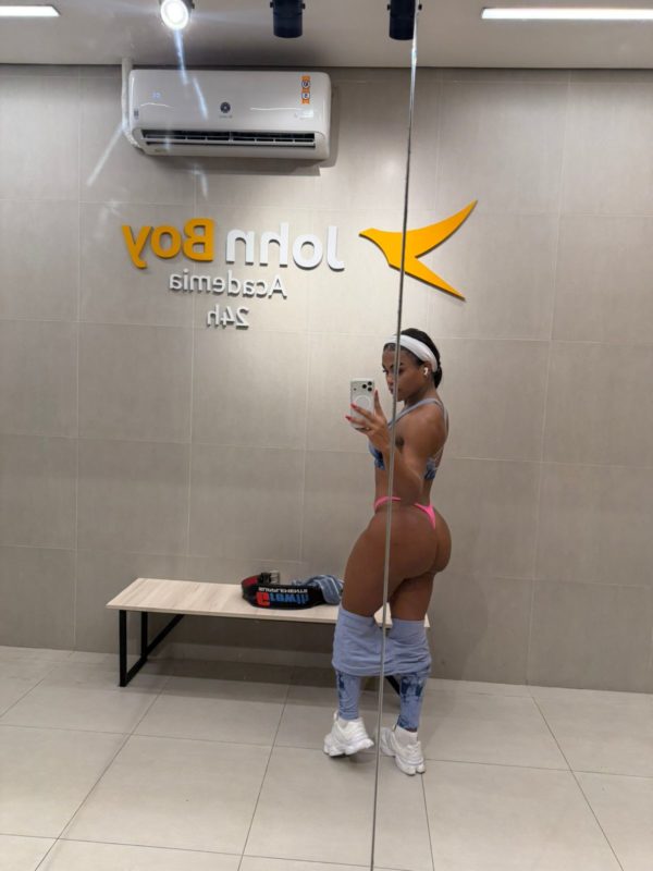 Maria Vitória 48