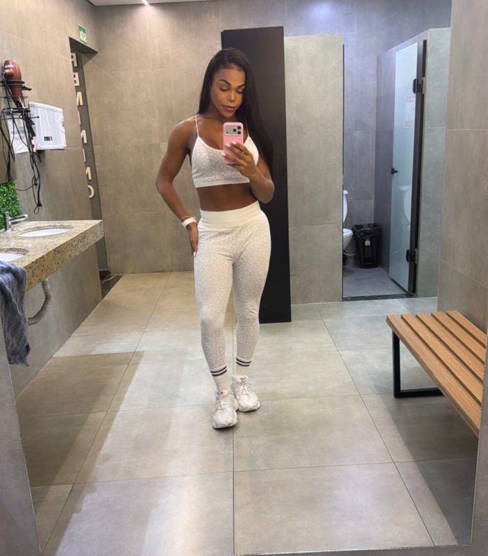 Maria Vitória 12