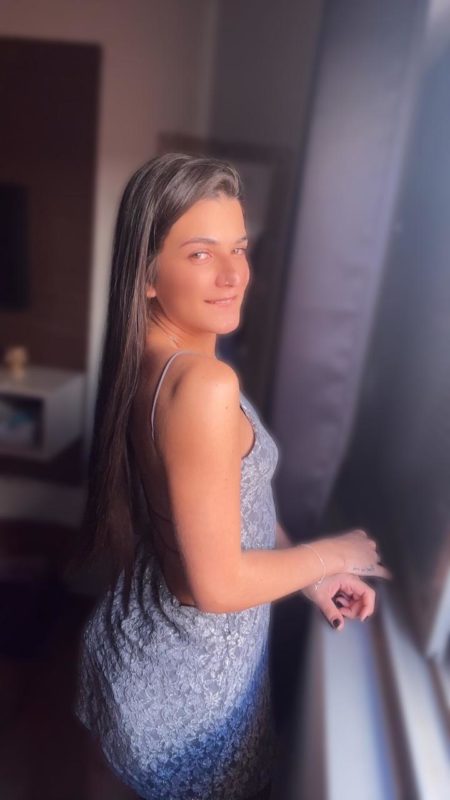 Roberta Alice 27