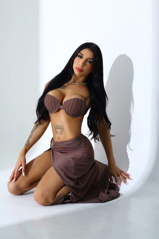 Yasmin Santos 5