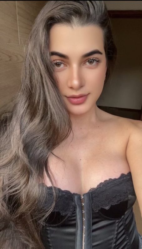 Roberta Alice 12