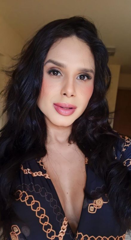 Bella Brunette 55