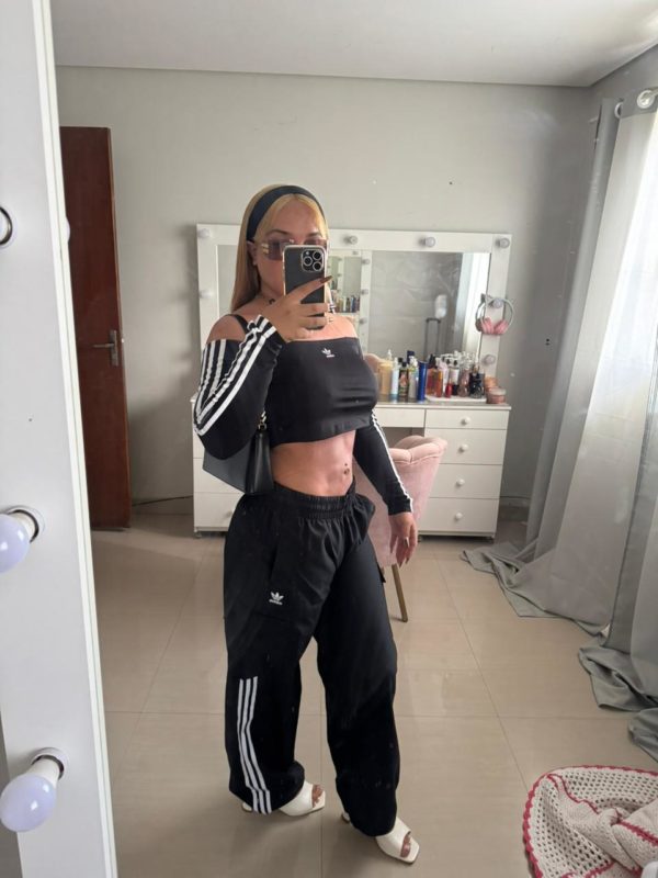 Melissa Mel 42