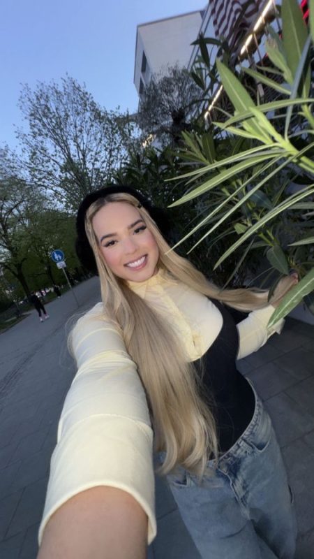 Melissa Mel 35