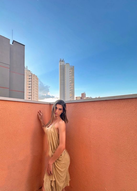 Yasmin Almeida 28