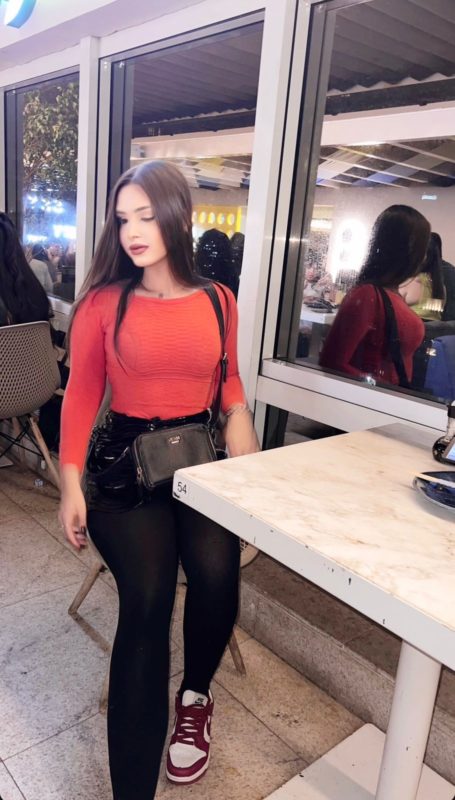 Lara Gomes 4