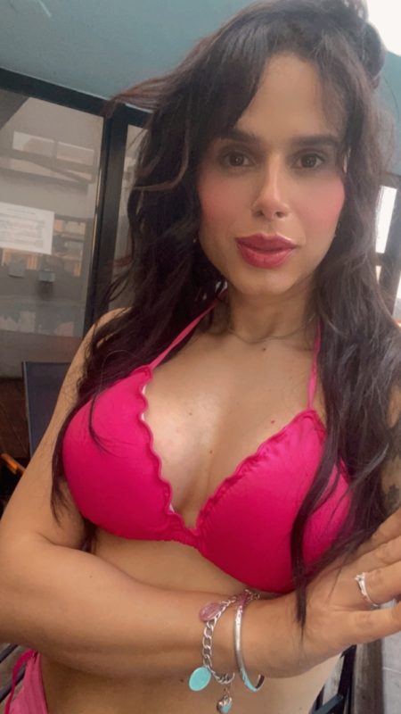 Bella Brunette 57