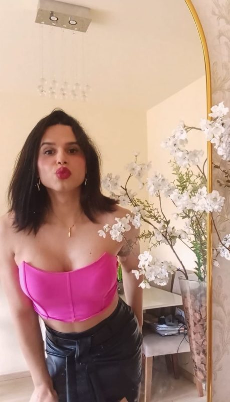 Bella Brunette 29