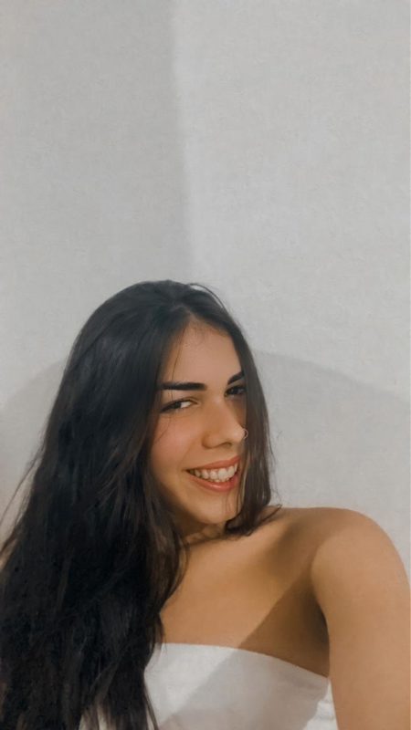 Thisla Amaral 26
