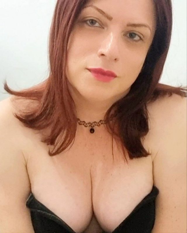 Victoria Rivera 36