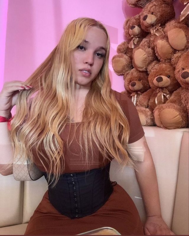 Melissa Mel 19