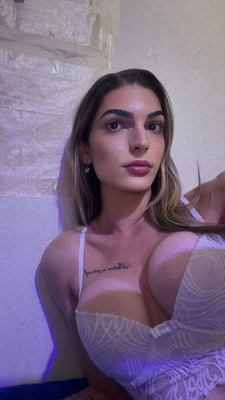 Yasmin Almeida 5