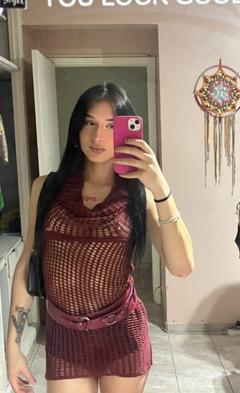 Victoria Bonatti 6