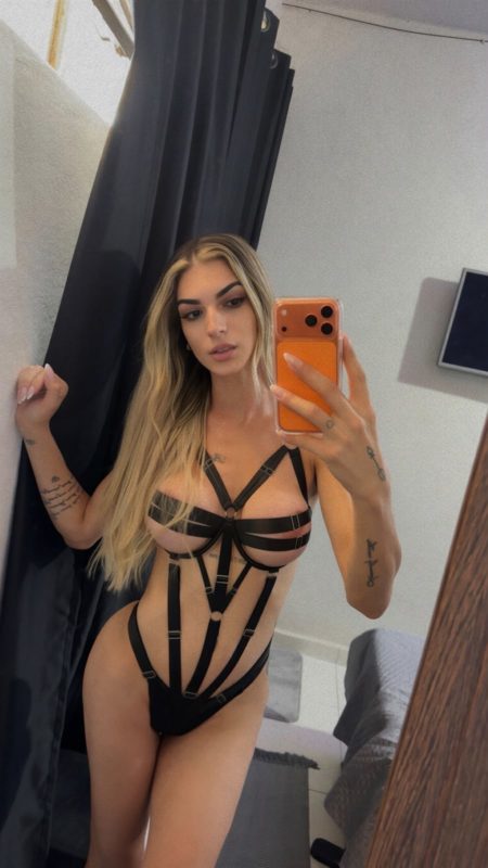 Yasmin Almeida 1