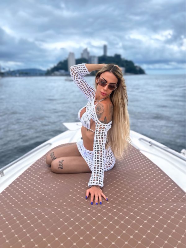 Layla Cristina 19