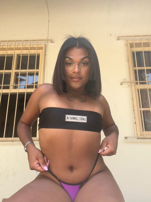 Thaylla Brito 16