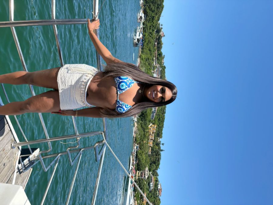 Mirella Bastos