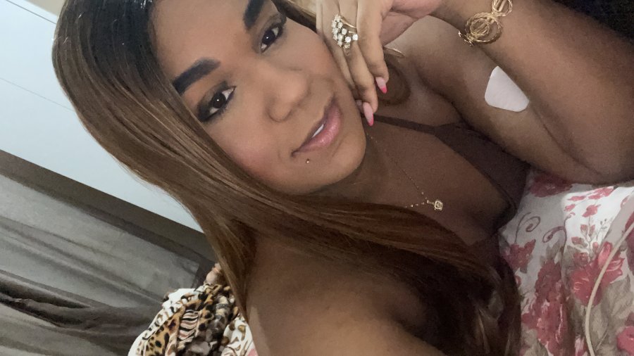 Mirella Bastos 17