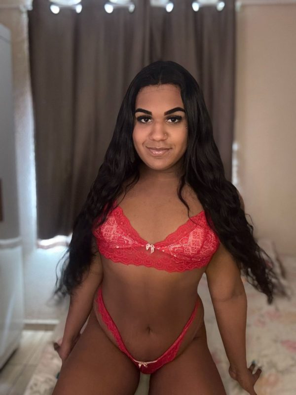 Mirella Bastos 11
