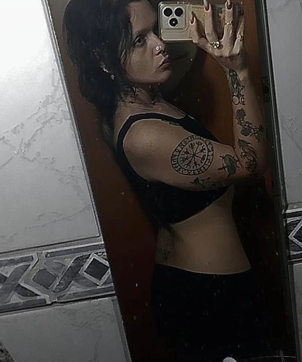 Lis Taylor 13