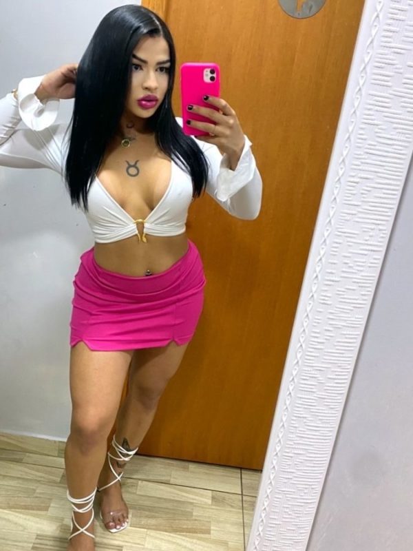 Layanne Abelha 1