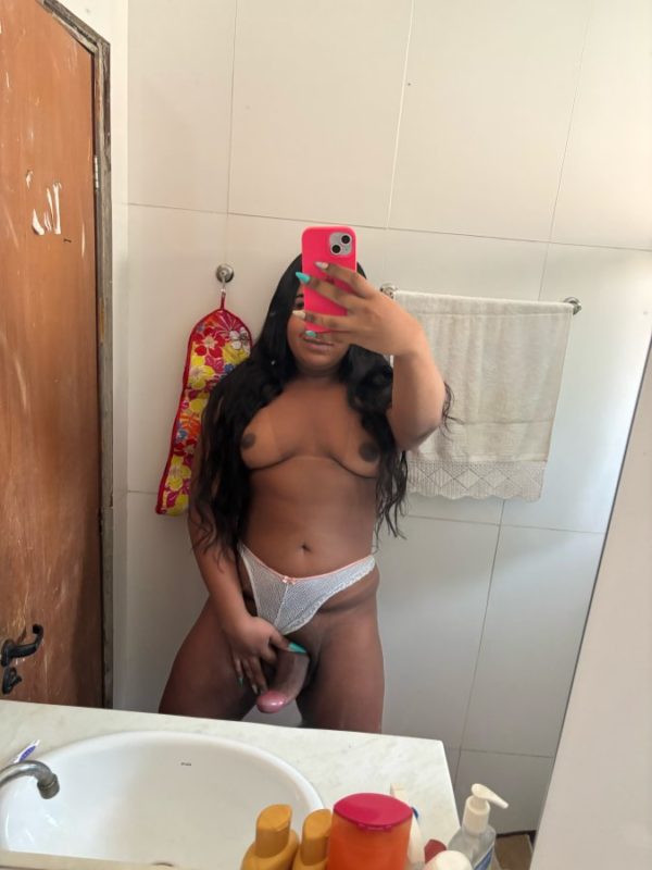 Mirella Bastos 10